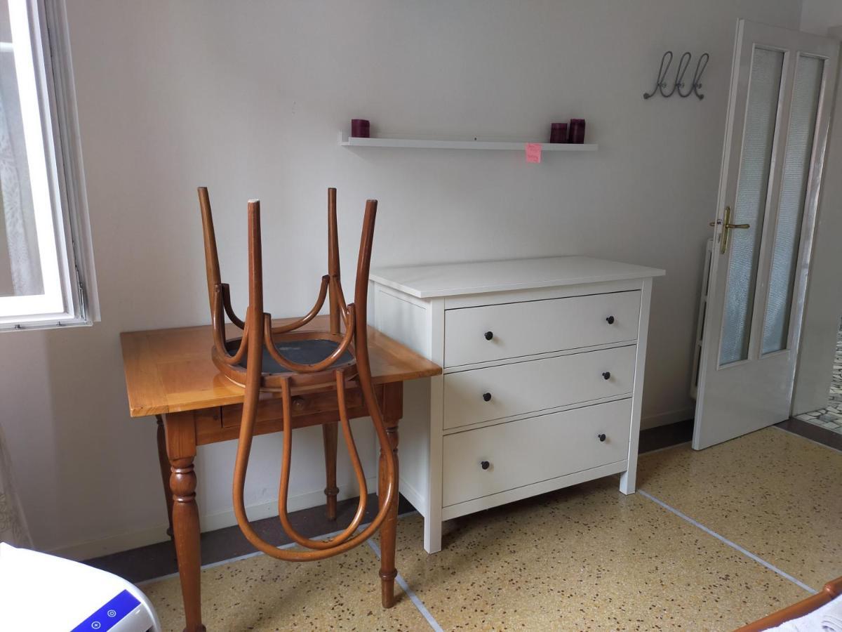 B & B Via Borgo Di San Pietro 볼로냐 외부 사진